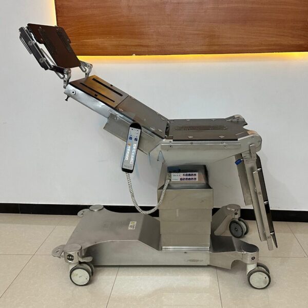 Maquet Beta Star – Made in Germany – Electric OT Table Premium - Image 4